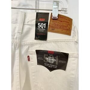 White Levi’s Jeans BIG‎ E New w/Tags High Rise-Straight Leg Button Fly 28x26